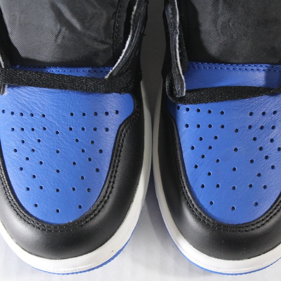 Air Jordan 1 Retro High OG Royal 555088 007 R882 - Picture 3 of 8